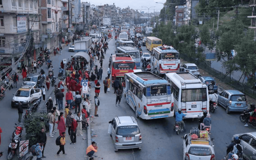 The influx of travelers leaving the valley has started to increase from now, ...